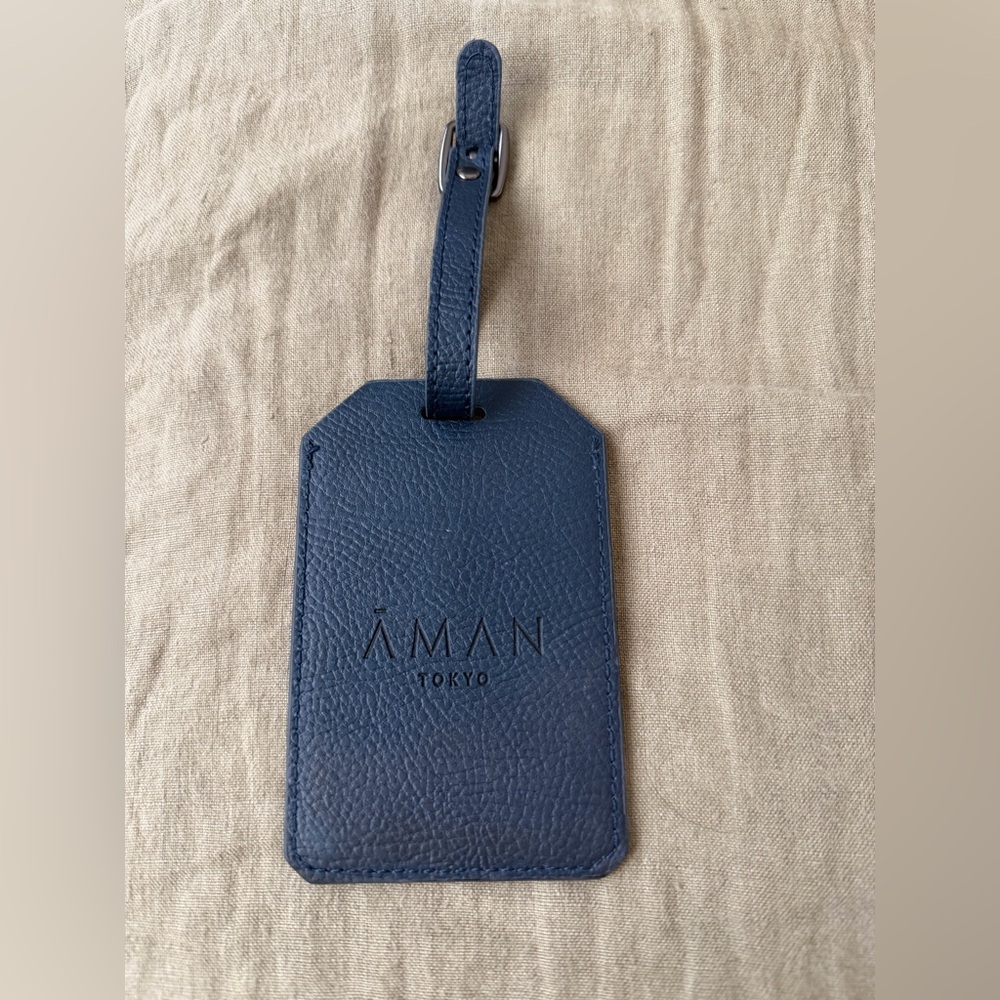 Aman Tokyo Navy Leather Luggage Tag